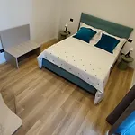 49 Downtown 4*