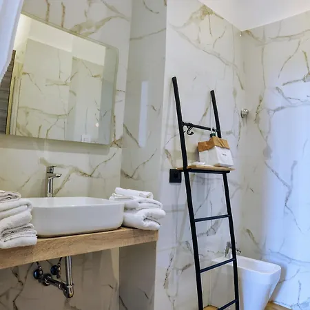 Bed and Breakfast 49 Downtown 4*