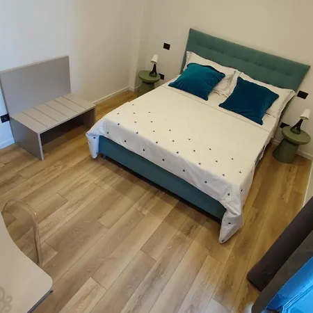 49 Downtown 4*