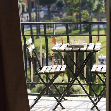 49 Downtown לינה וארוחת בוקר 4*