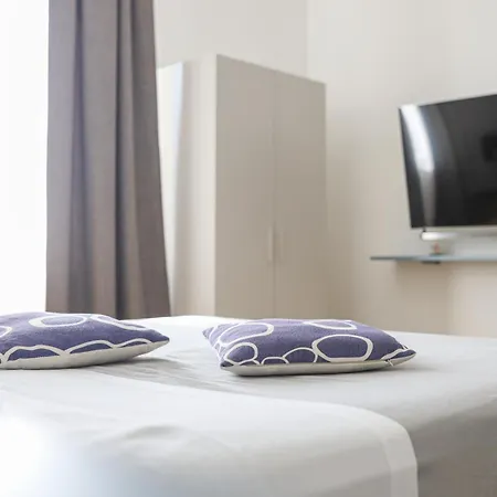 Bed and Breakfast 49 Downtown 4*